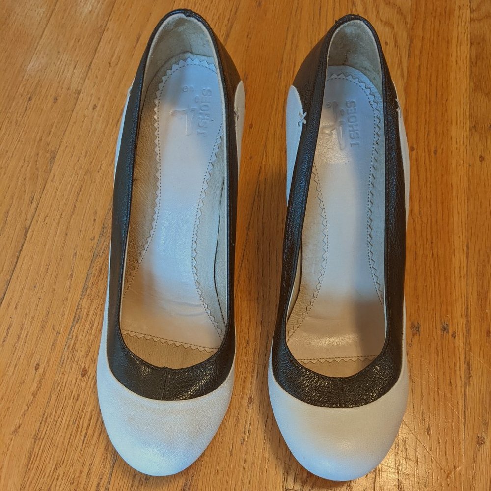 Lucca Shoes
